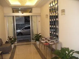 阿尔伯格德尔高尔夫酒店 3*