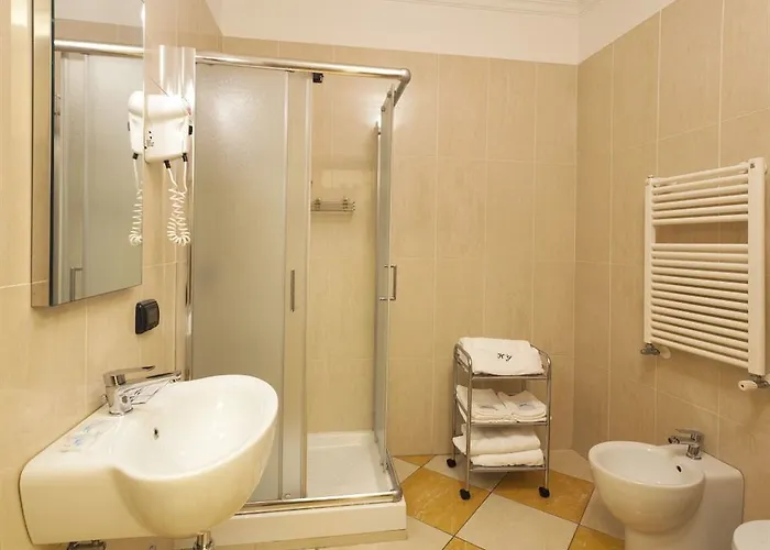 阿尔伯格德尔高尔夫酒店 3*