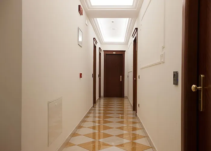 阿尔伯格德尔高尔夫酒店