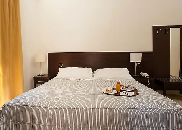 阿尔伯格德尔高尔夫酒店 酒店 3*