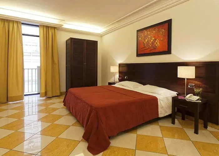 阿尔伯格德尔高尔夫酒店 3*