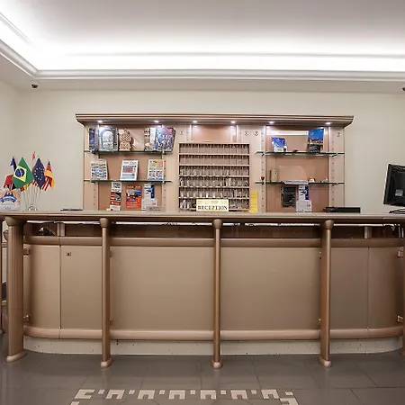 Del Golfo Отель Неаполь