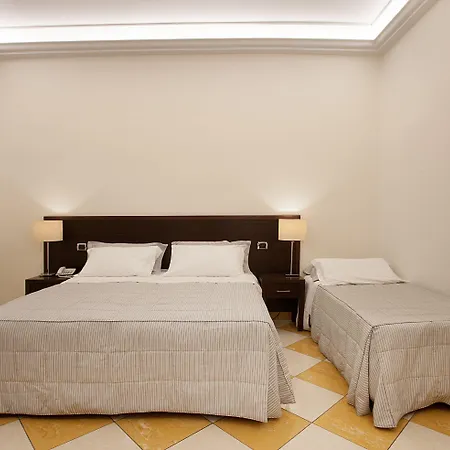 Del Golfo 3* Неаполь