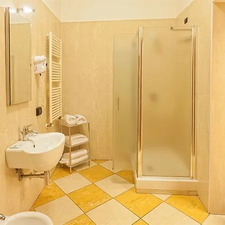 Del Golfo Отель 3*